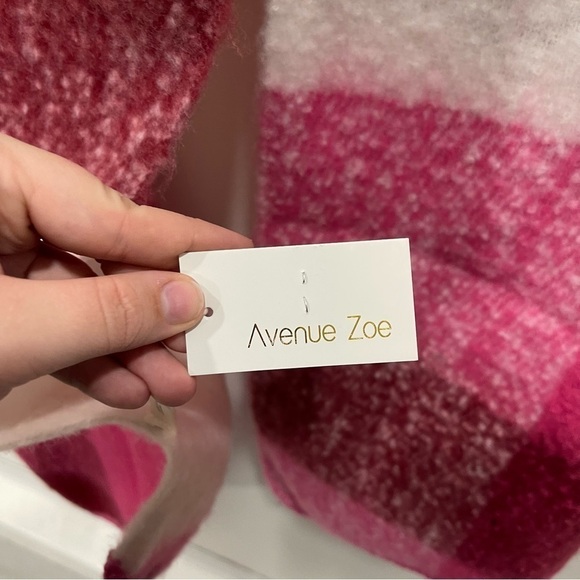 Avenue Zoe Oversized Long Pink Burgundy Plaid Scarf - Picture 5 of 9